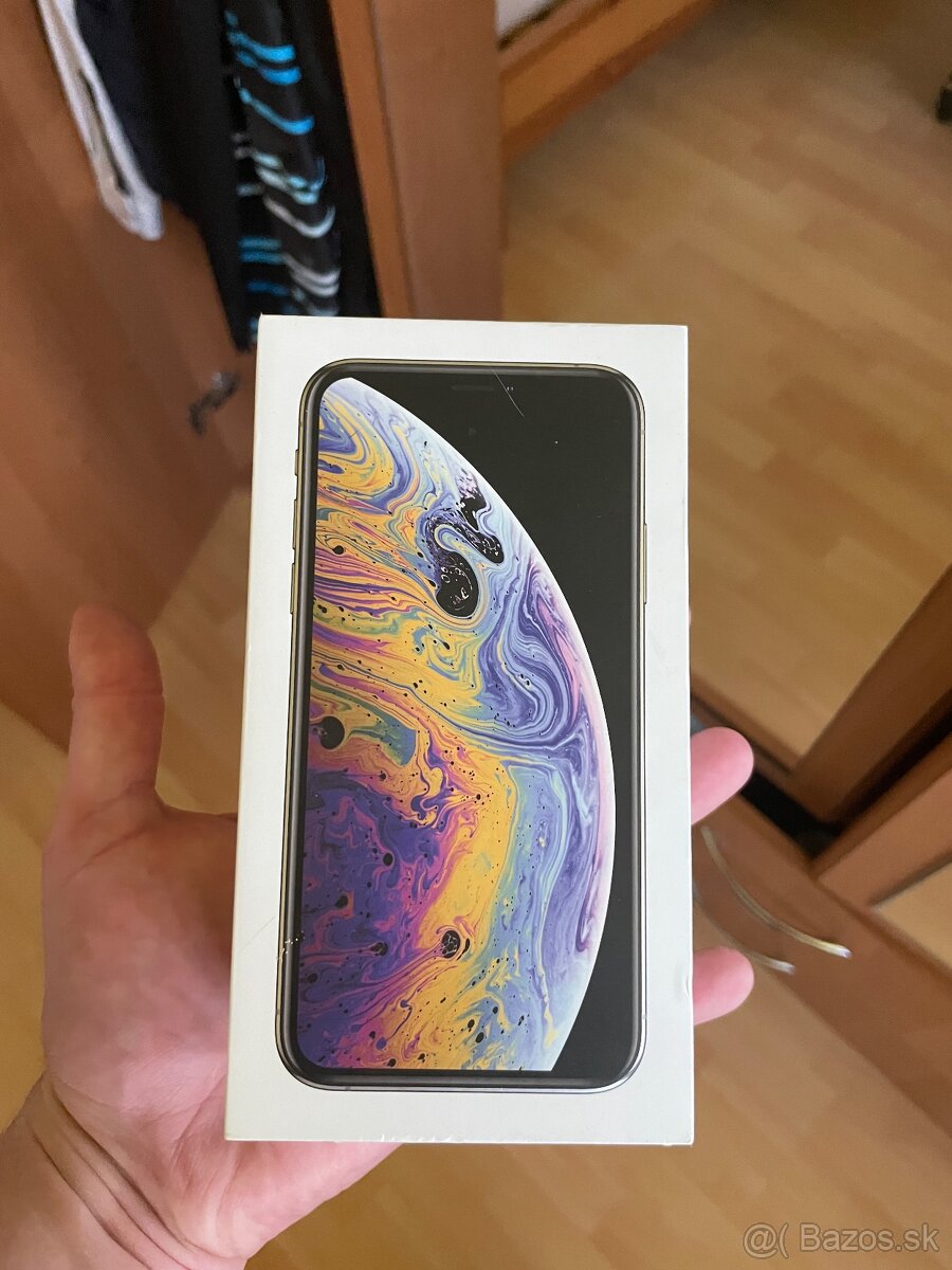 Krabička Iphone XS Silver