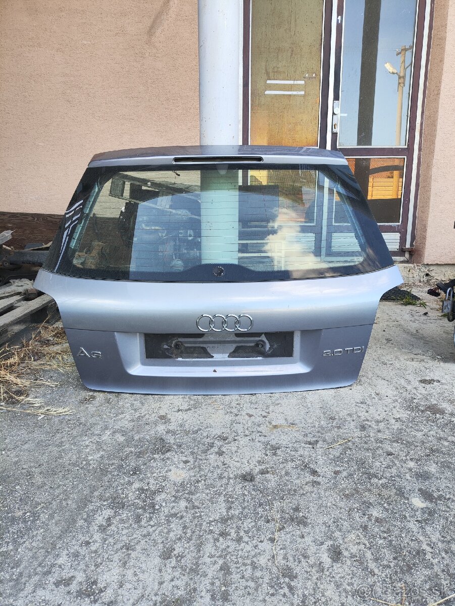 Kufrove dvere audi a3 8p
