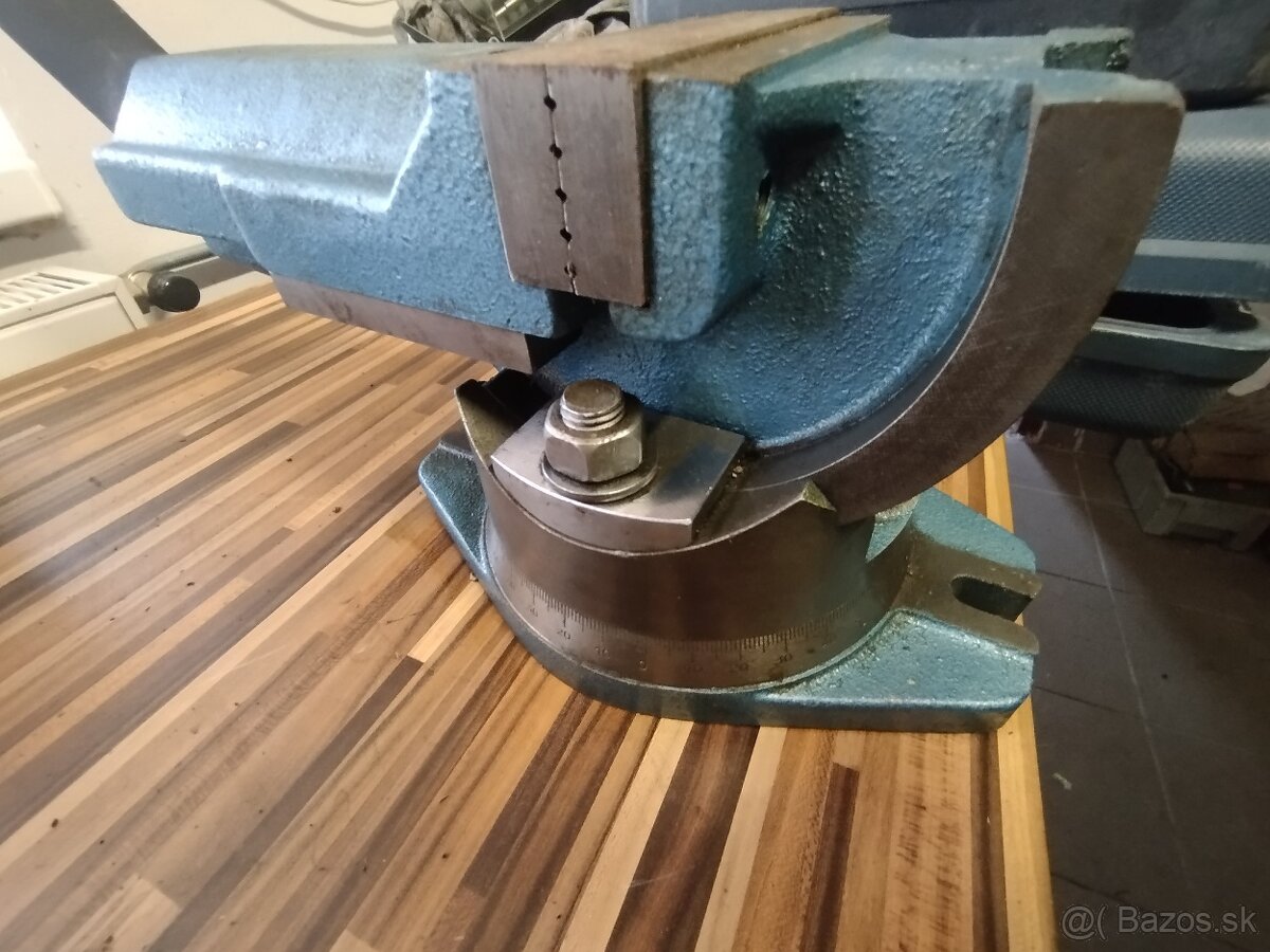 Zverák výklopný 125mm BISON zánovný