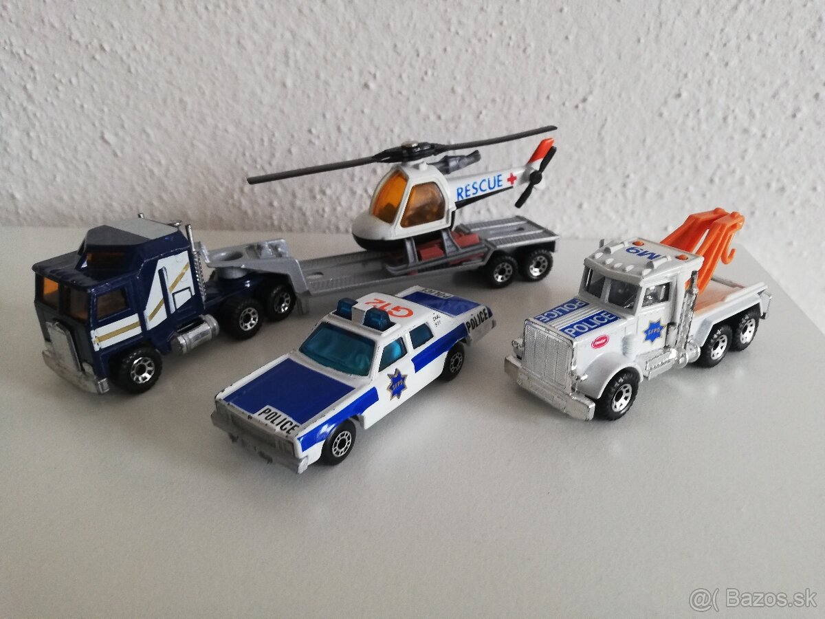Matchbox Motorcity MC-13, Police set