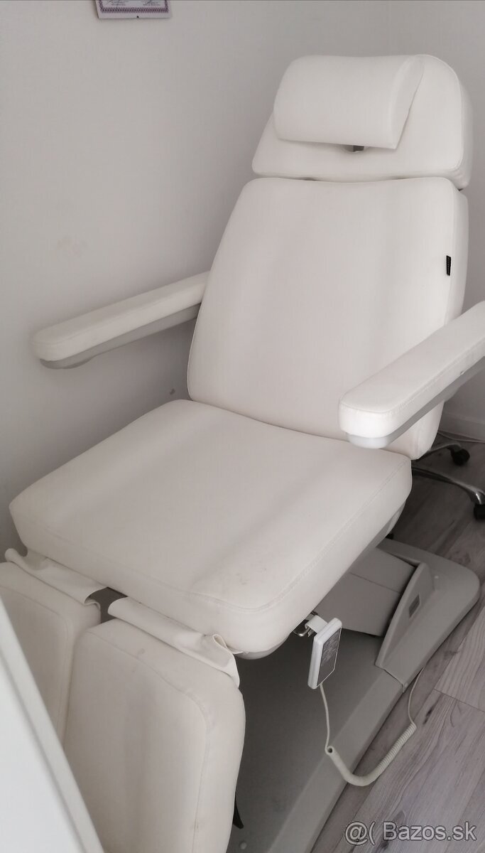Pedikérske kreslo - ako nové, top stav