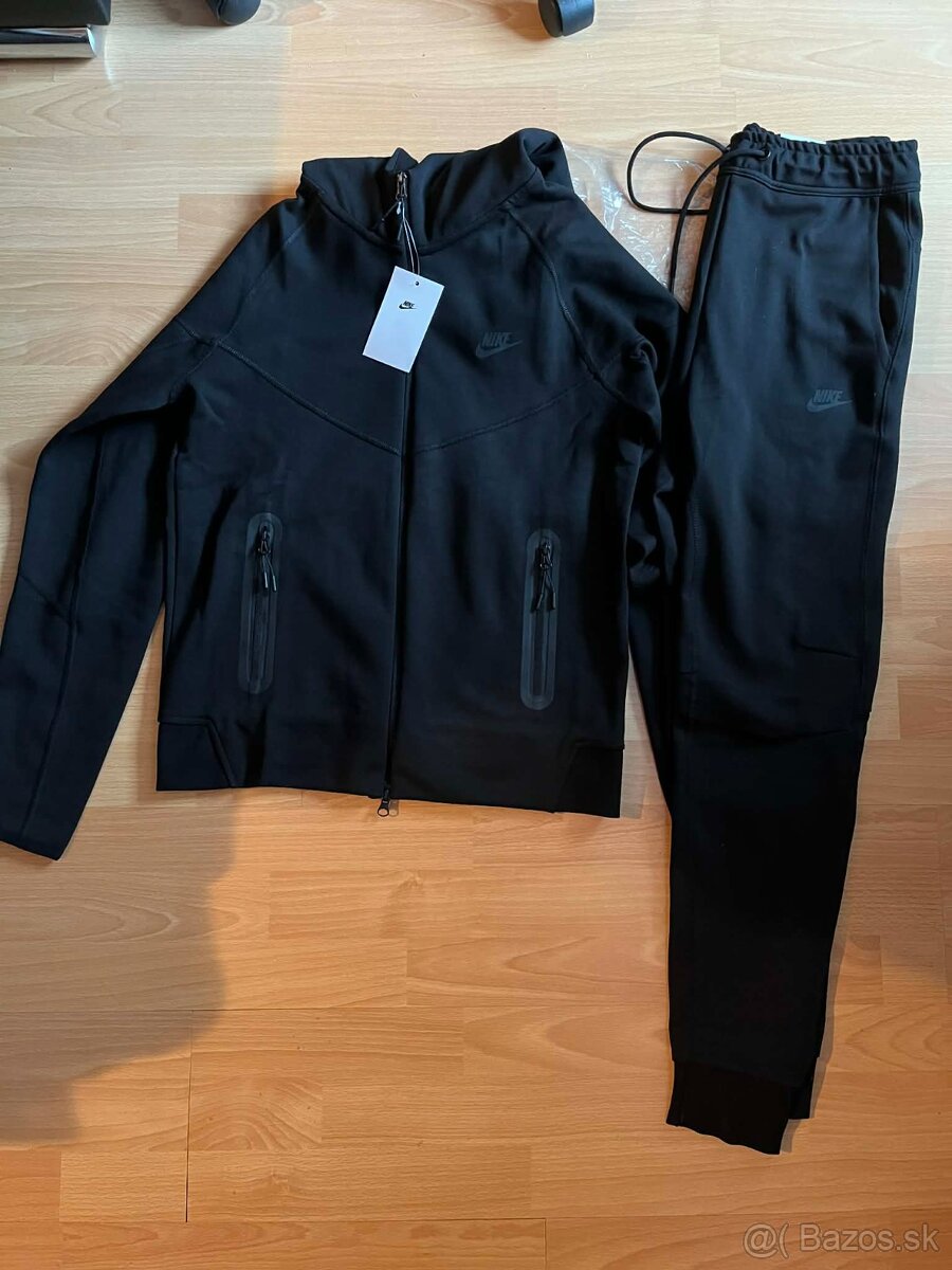 Nike Tech fleece súprava