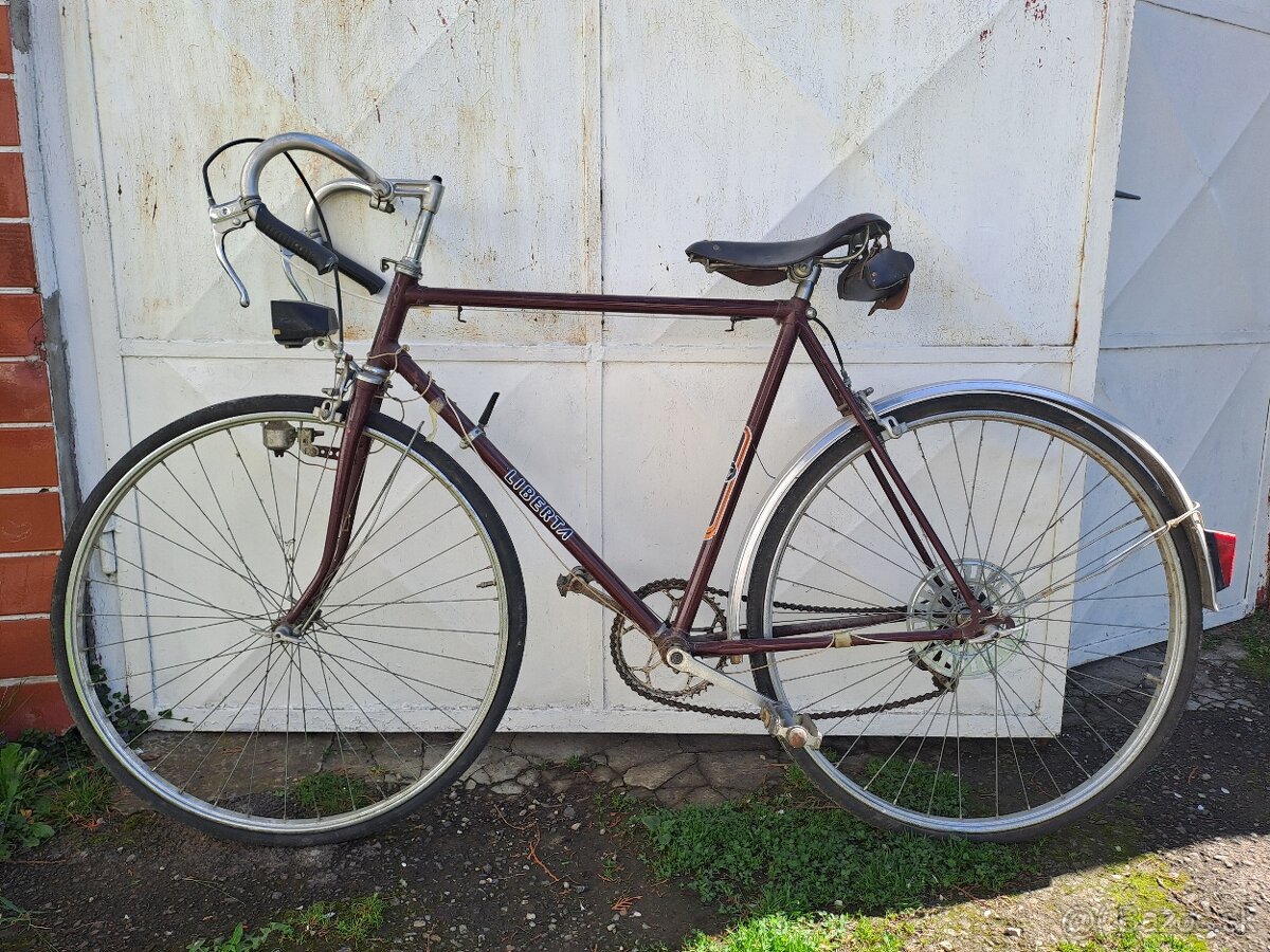 Predám retro bycikel liberta . Farba bordó. Je viacprevodový