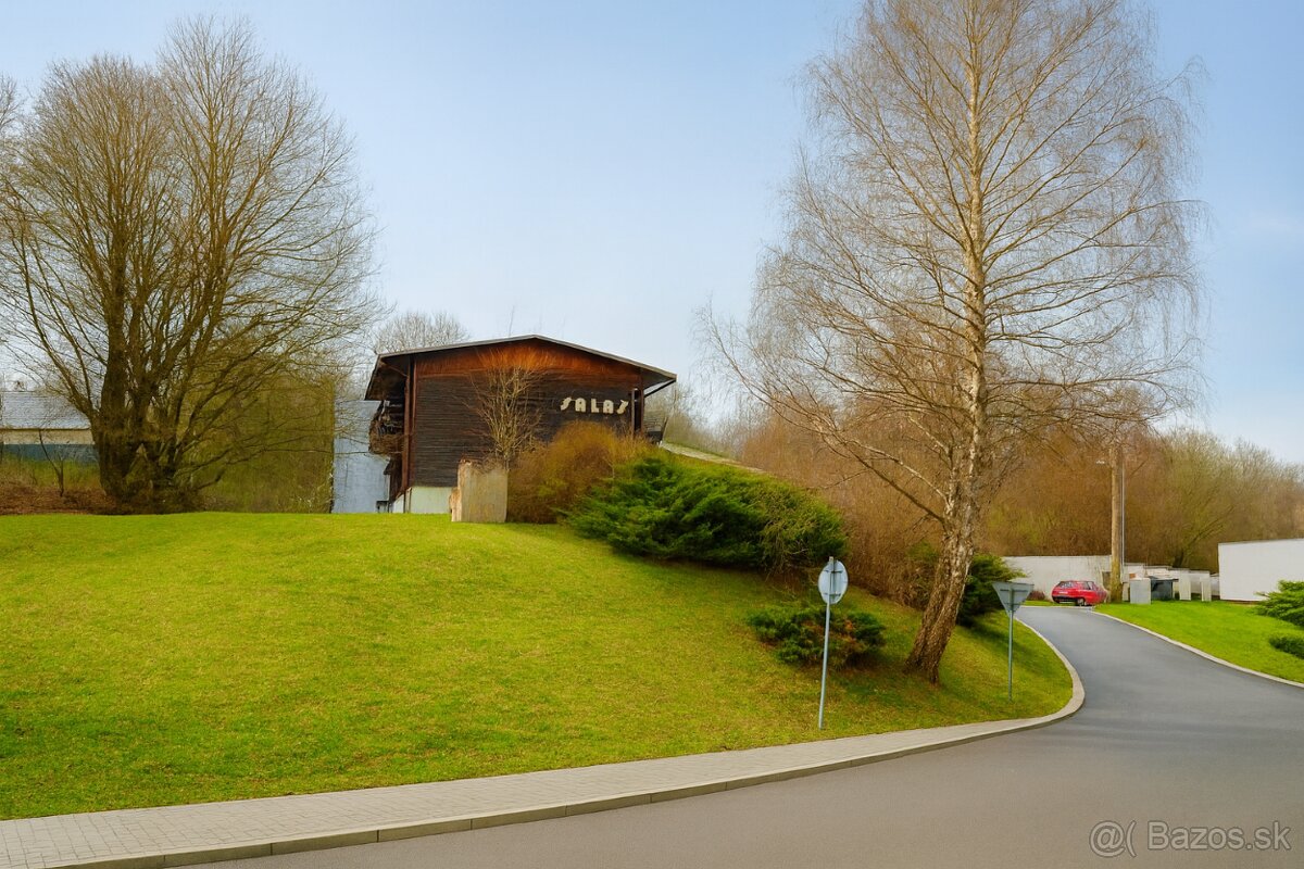 Objekt na komerčné účely v Starej Turej