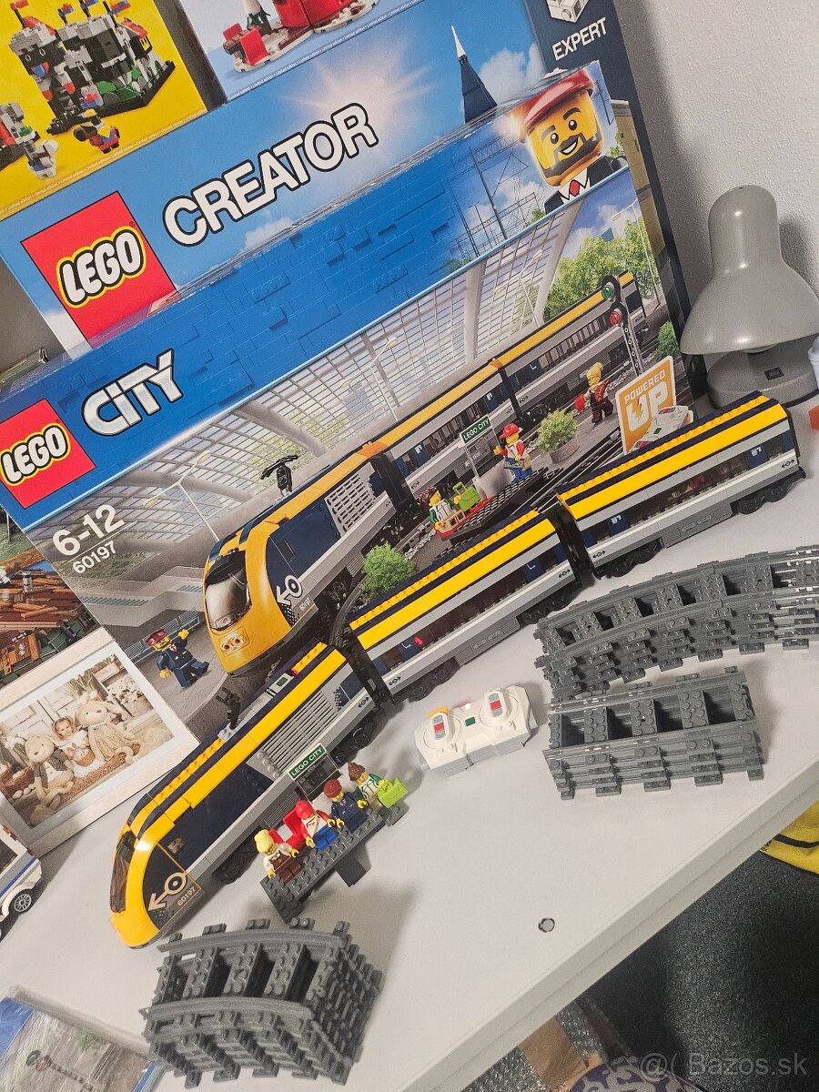 LEGO-60197