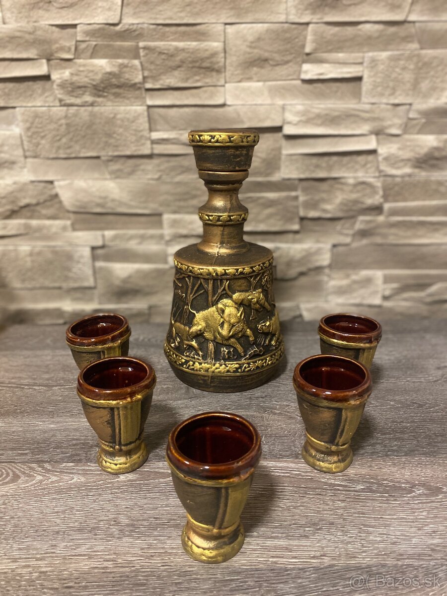 🦌 KERAMICKÁ FĹAŚA "POĹOVNÍK" 🦌