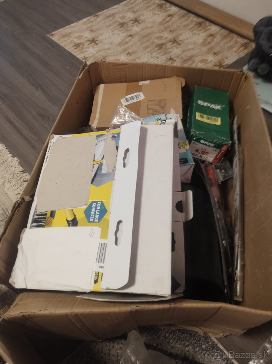 krabica c.3 ostane veci