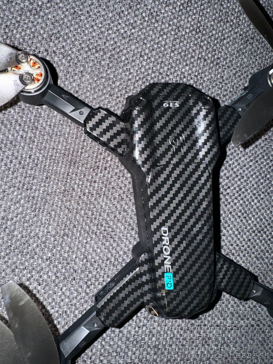 Dron pro S-39