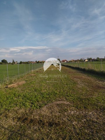 Reality KOMPLEX s.r.o. Vám ponúka na PREDAJ stavebný pozemo