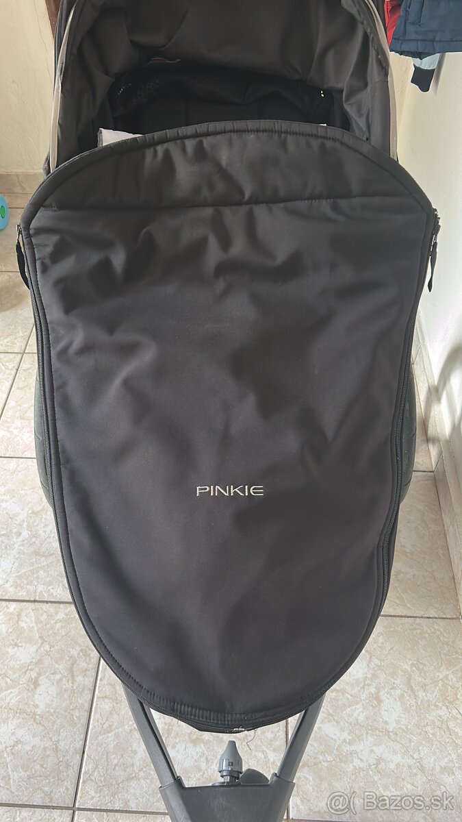 Nánožník Pinkie softshell black