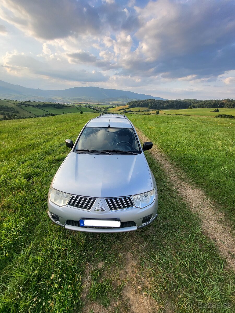 Mitsubishi L200