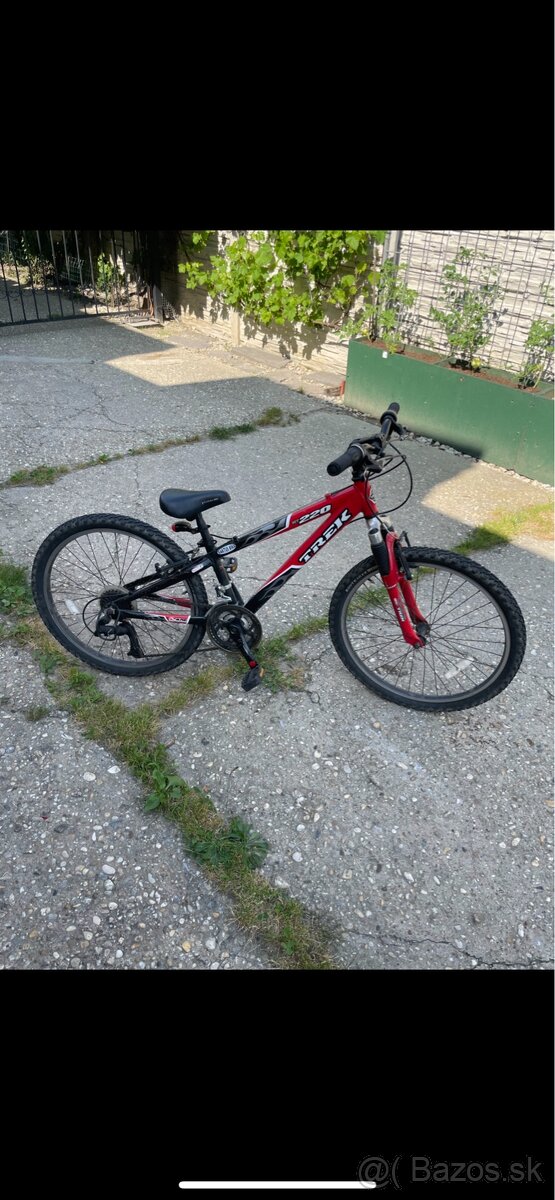 Predám bicykel Trek 220