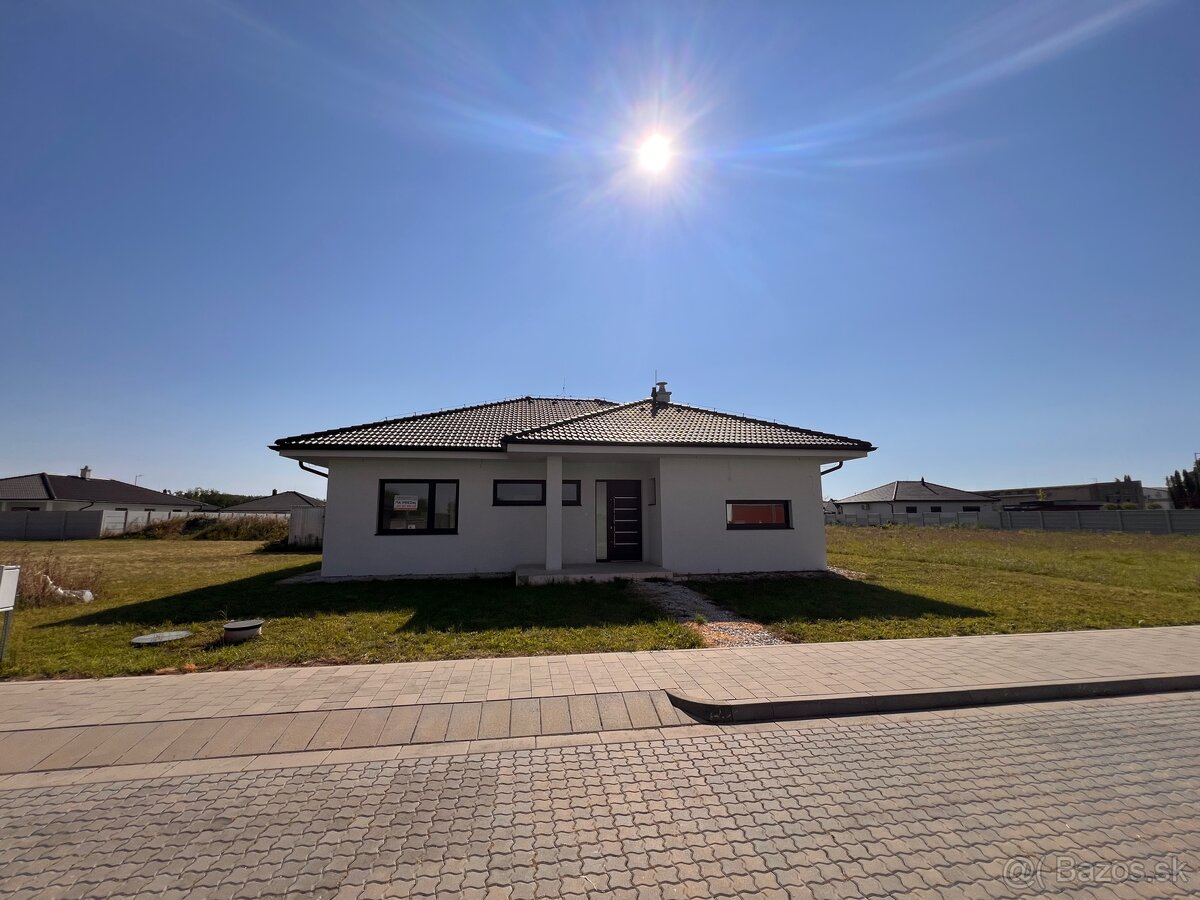 NA PREDAJ 4-izbový bungalov novostavba
