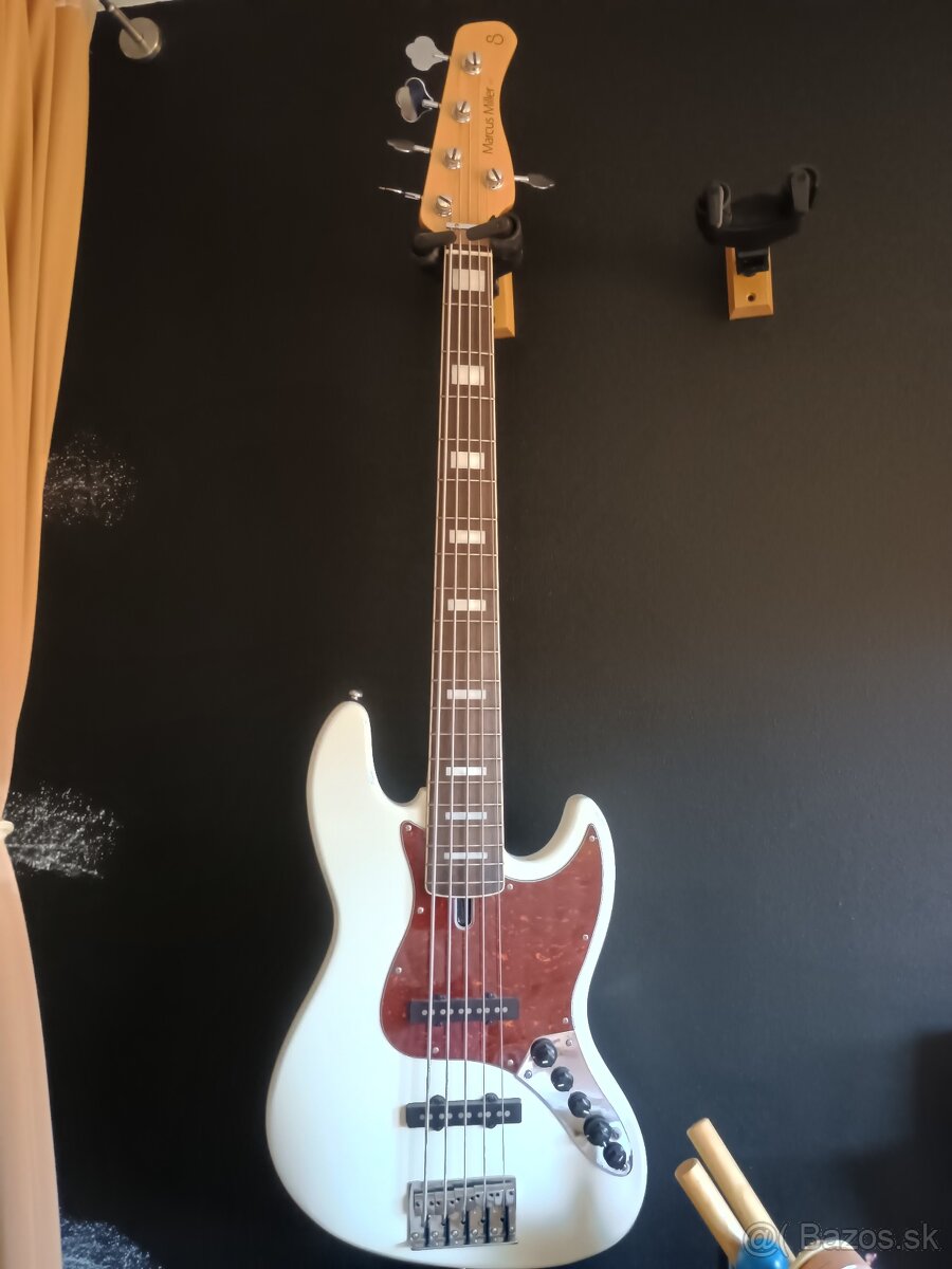 Basgitara Sire Marcus Miller V7