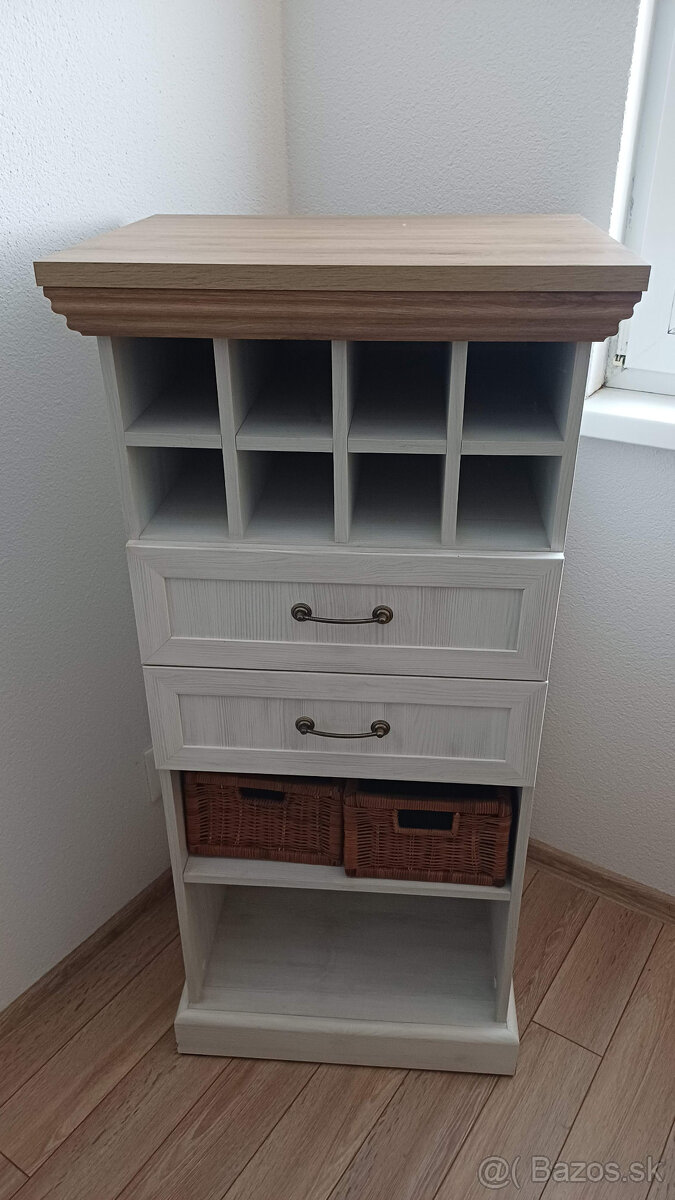 GLM QUEEN 2S Komoda na víno