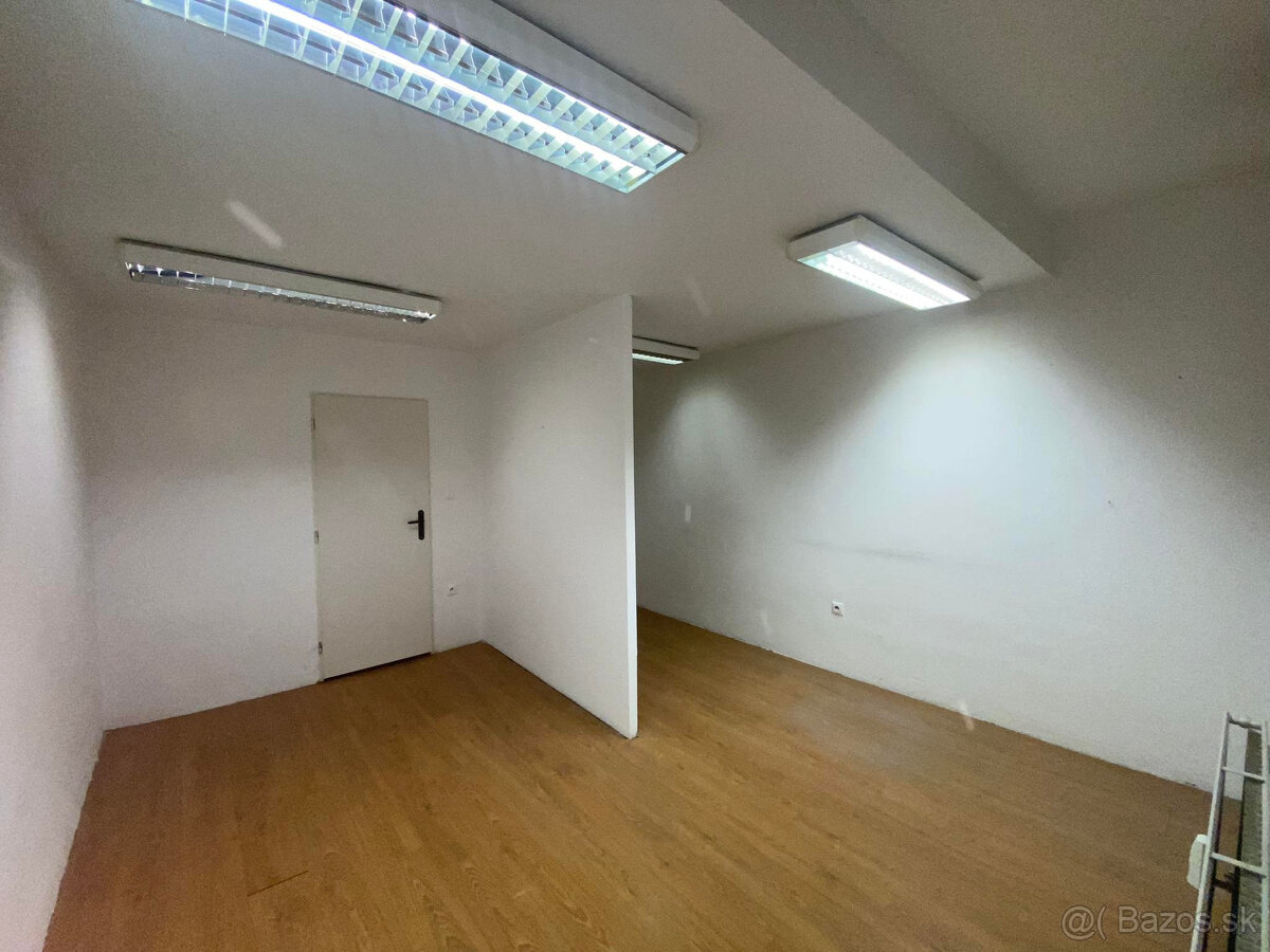 Na prenájom menší priestor v suteréne  v srdci  mesta Dunajs