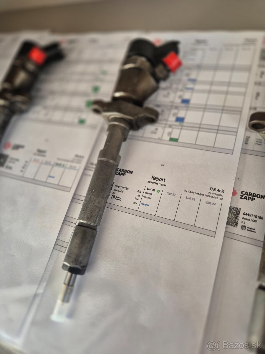 Vstrekovač PSA 0445110188