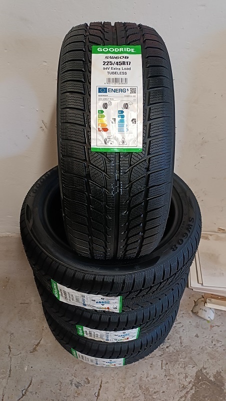 225/45 R17 zimné pneumatiky rok výroby DOT 2025