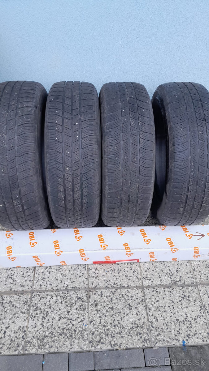 Zimné pneumatiky 225/65R17