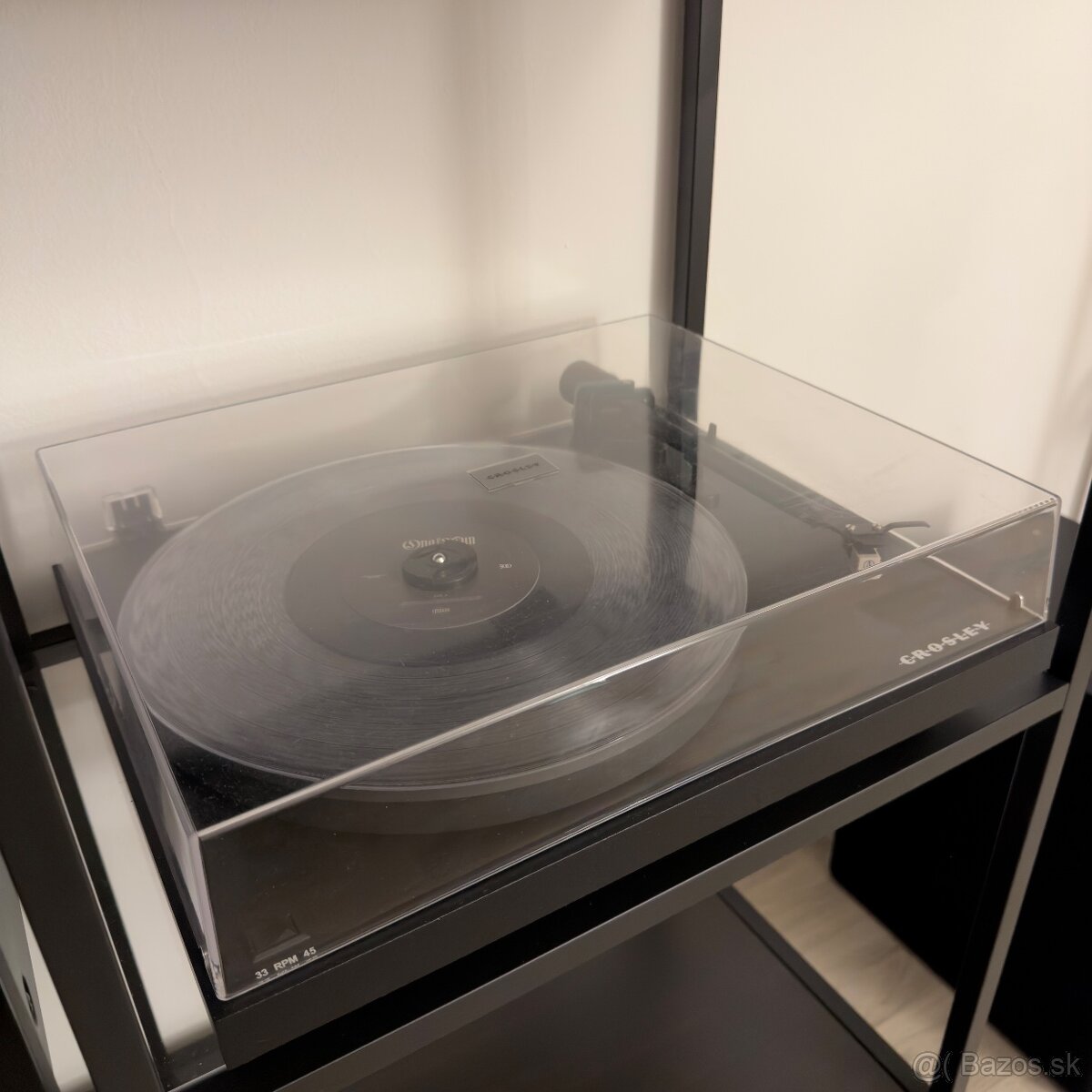 Crosley C62 – Black