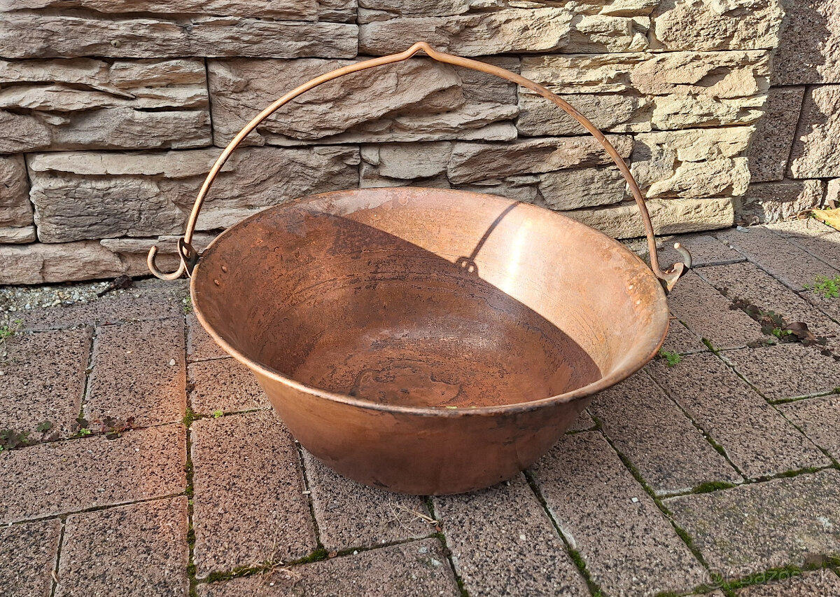 Kotlík na guláš medený