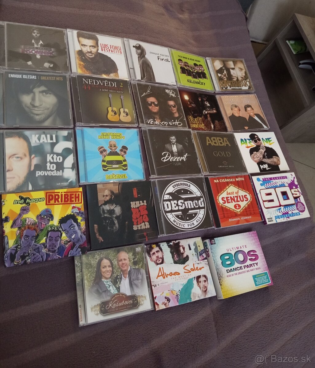 Predám dvdcka do auta