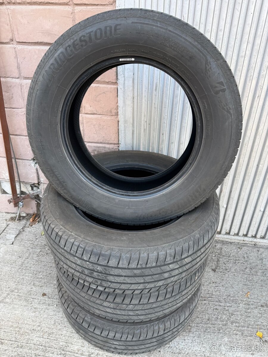 Letne pneumatiky BRIDGESTONE 225/65 R17