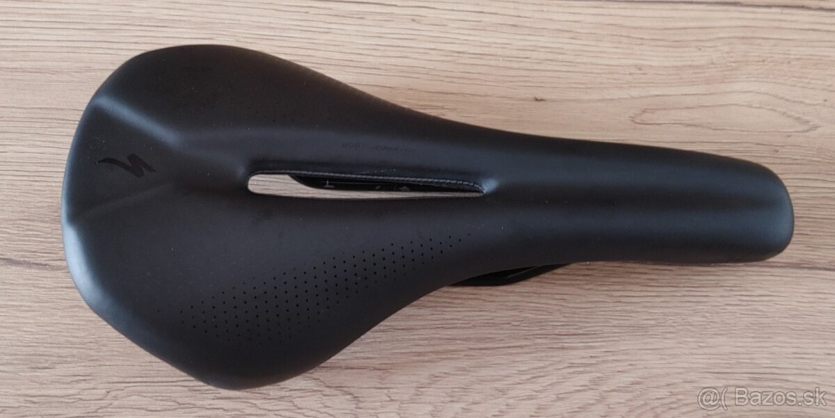 Predam sedlo Specialized Phenom Comp 143mm