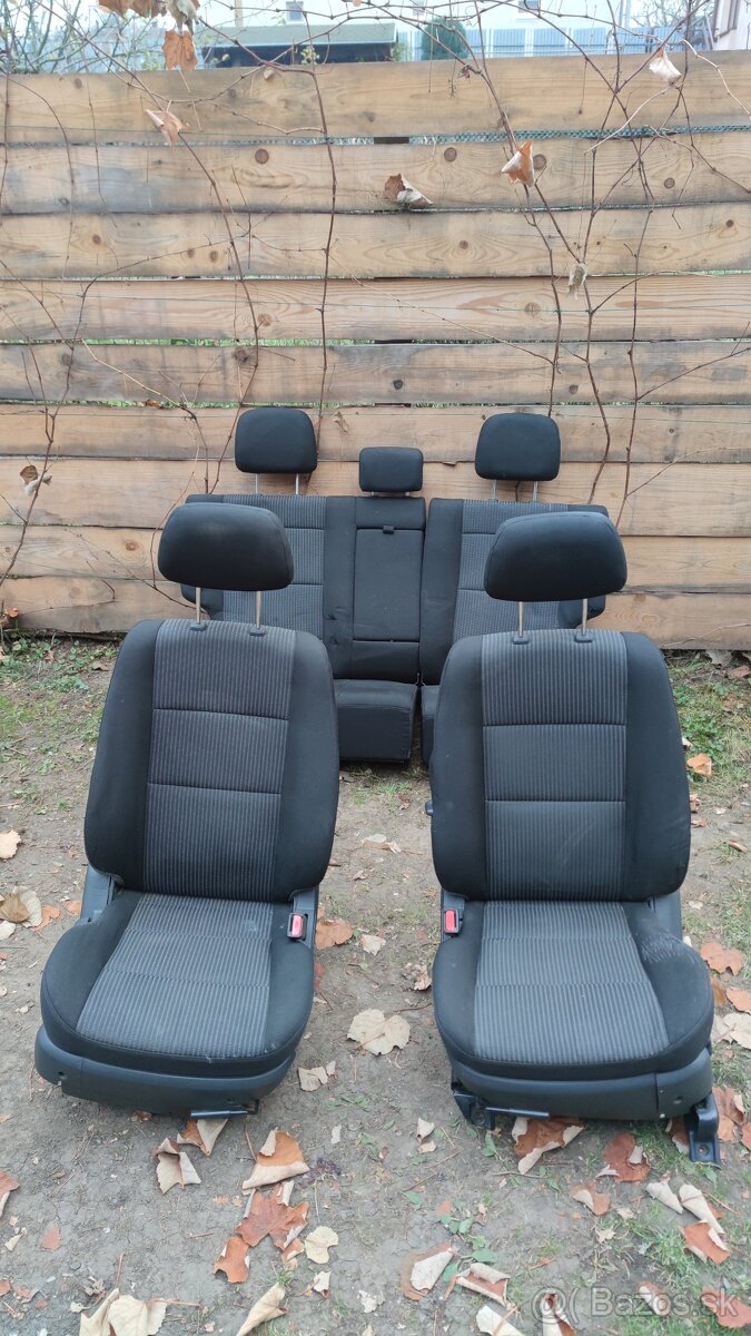 Sedačky KIA Sorento r.v. 2008