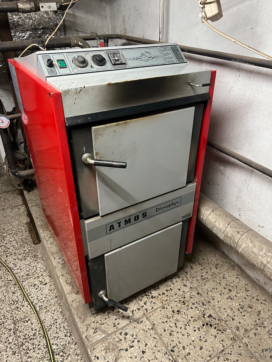 Drevosplynovaci kotol Atmos DC25S