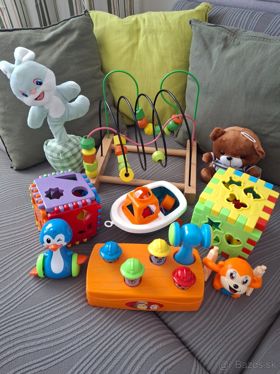 Veľký balík zvukových a montessori hračiek