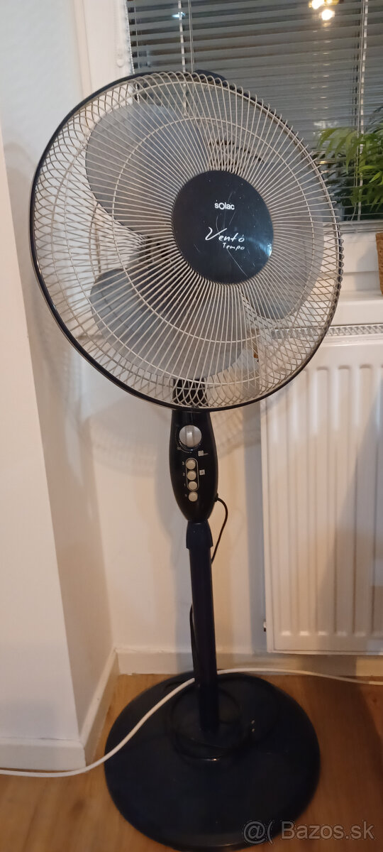 Stojanový ventilátor