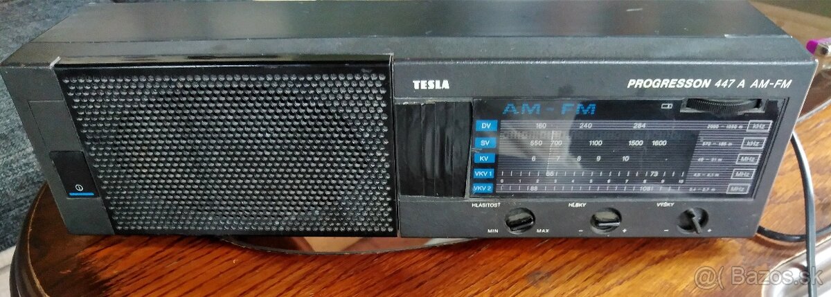 Rádio TESLA proreon 447A