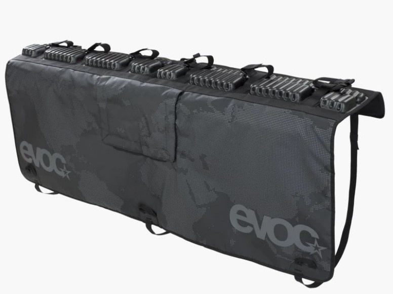 EVOC Tailgate Pad Curve ochrana pred prepravou, čierna