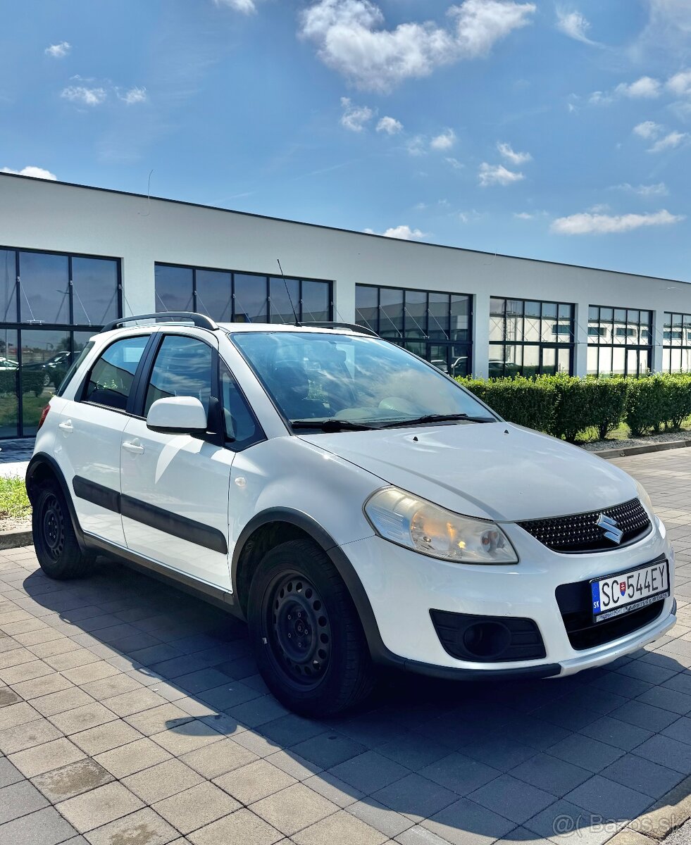 Suzuki SX4 1.6 GLX AC Urban Line (2014)