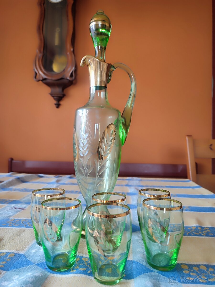 stará karafa na víno ,set s pohárikmi