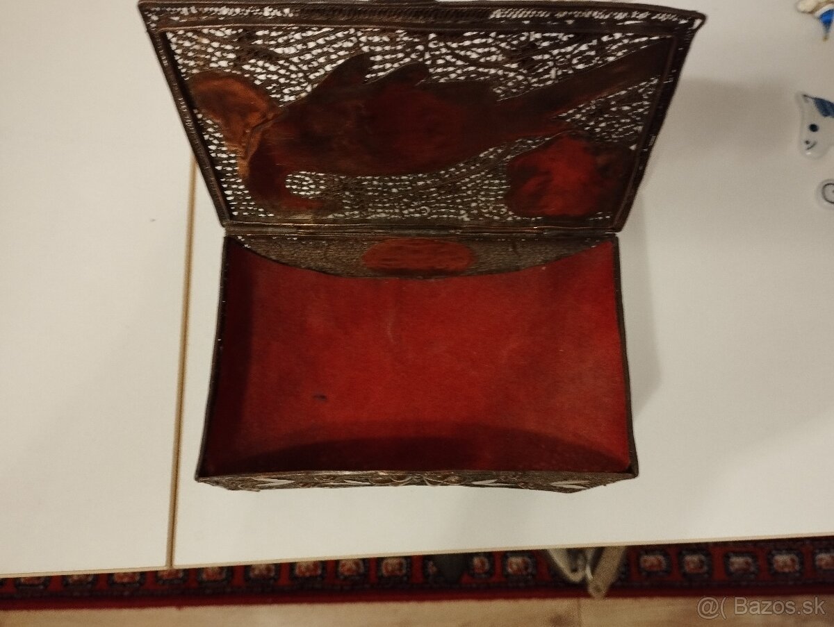 Predám starú sperkovnicu