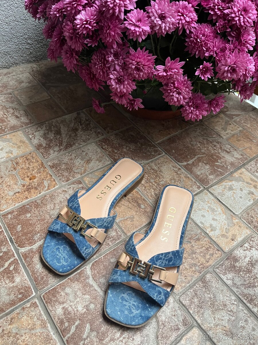 Nové Guess šlapky
