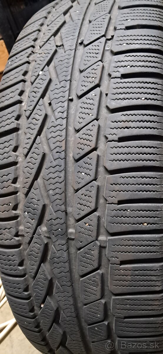 Zime pneu 225/60 R17   99H