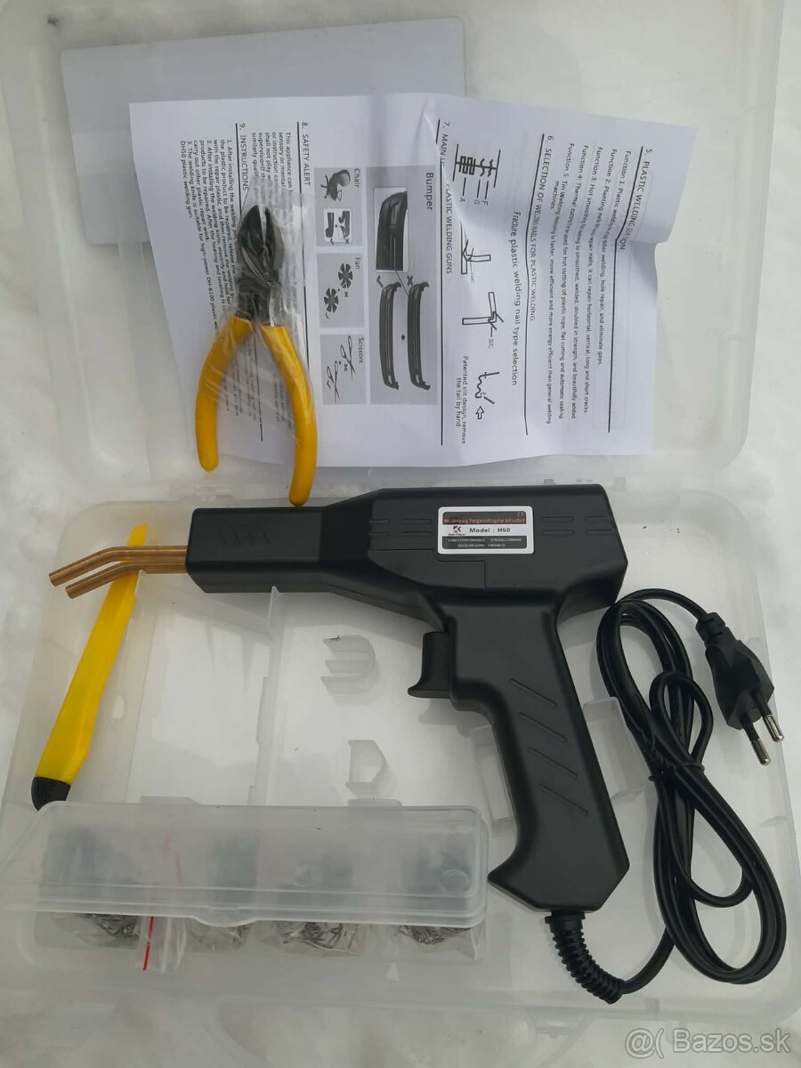 Zváračka na plasty