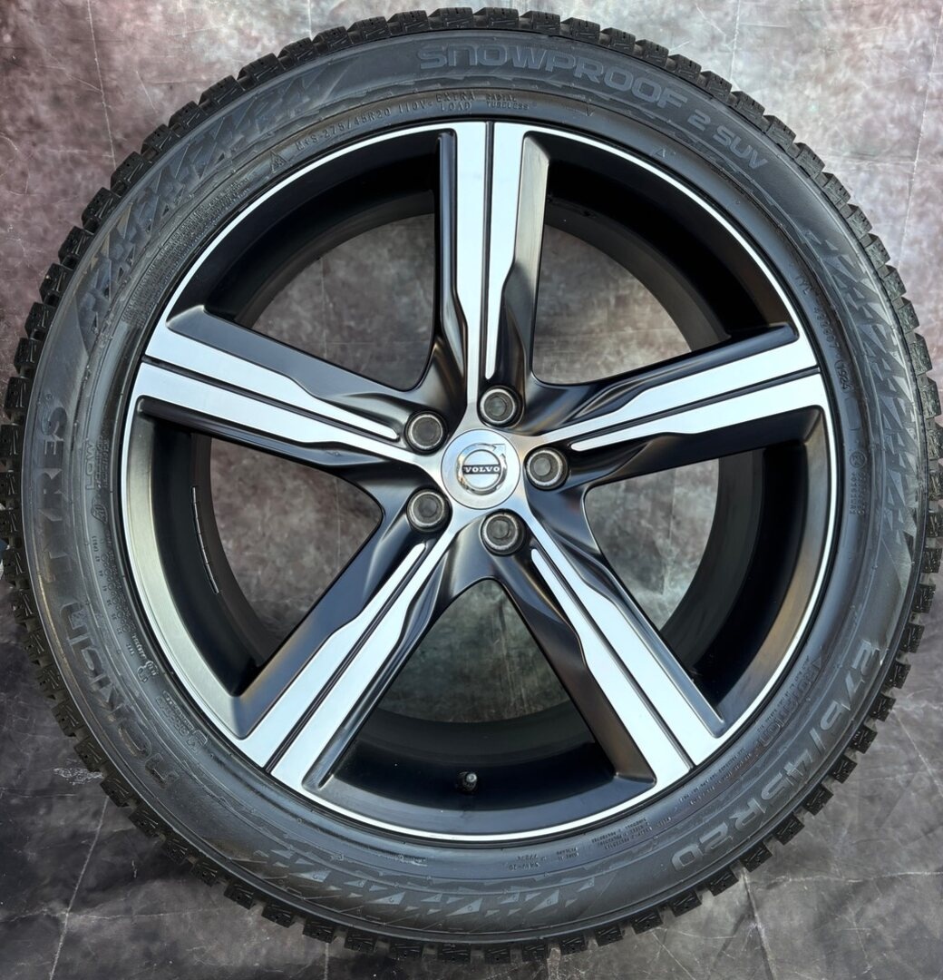 Zimní sada Volvo XC90 275/45R20 110V