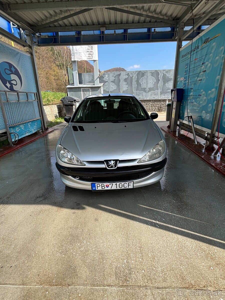 Peugeot 206