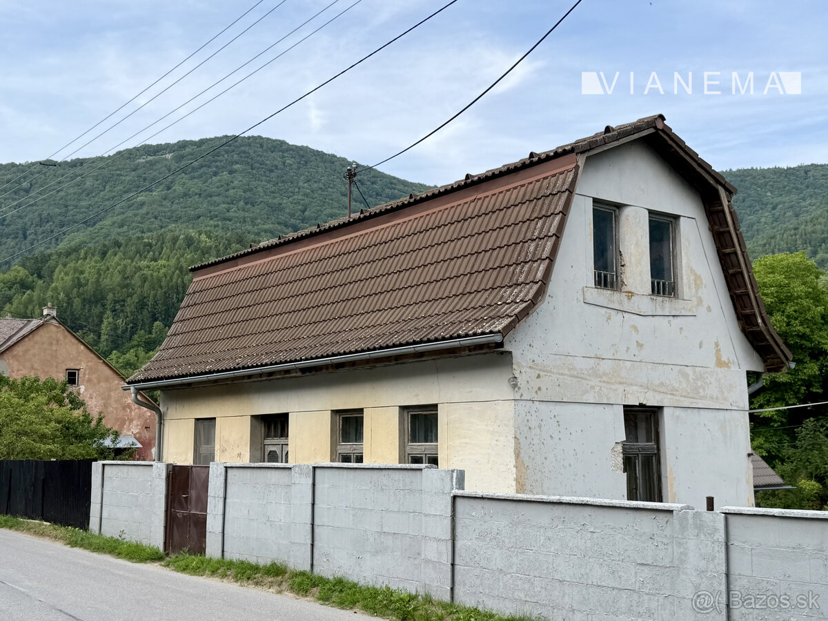 House for sale · 284 m² · Ilava — 33 990 €