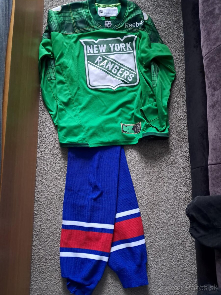 Hokejova vystroj Senior
