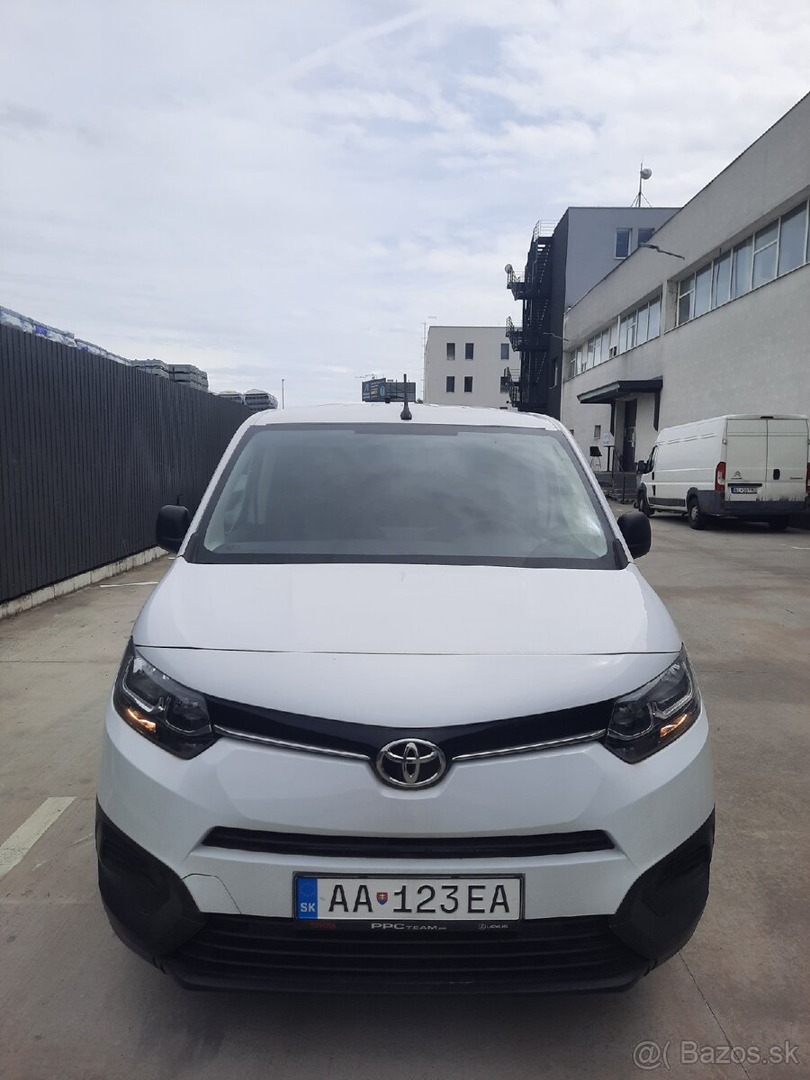 Nová Toyota Proace City 1.5D-4D 130 Long 390km