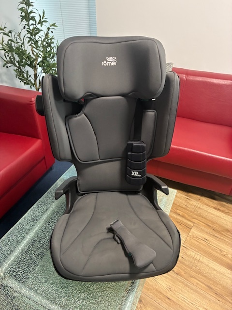 Britax Römer Kidfix Pro Classic Midnight Grey