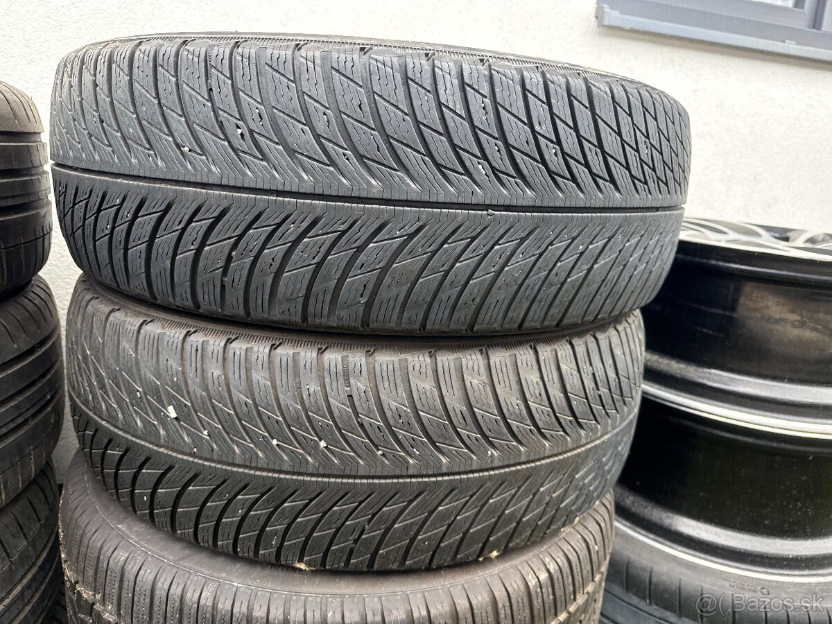 225/60 R18 Michelin