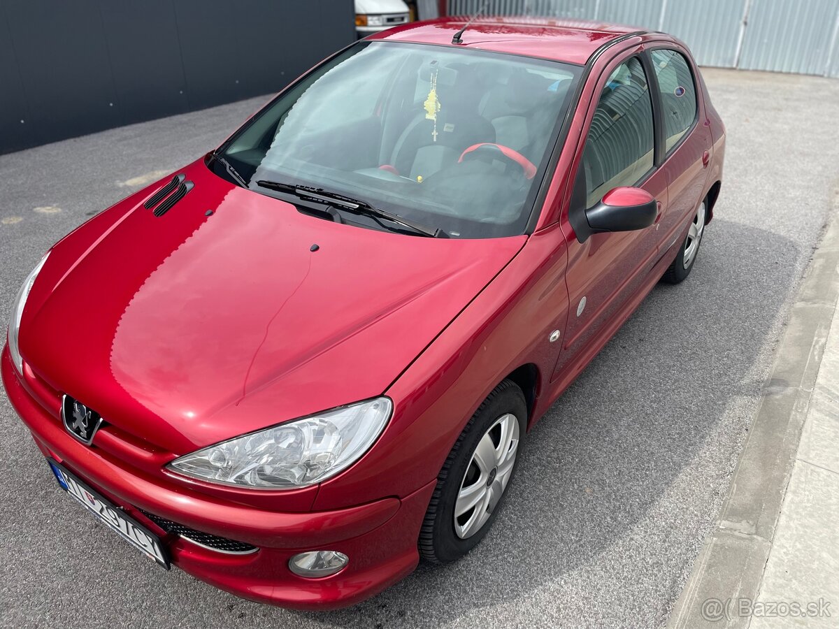 Peugeot 206