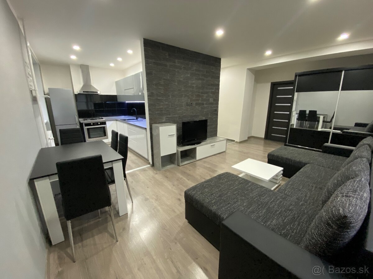 2i byt s balkónom po rekonštrukcii