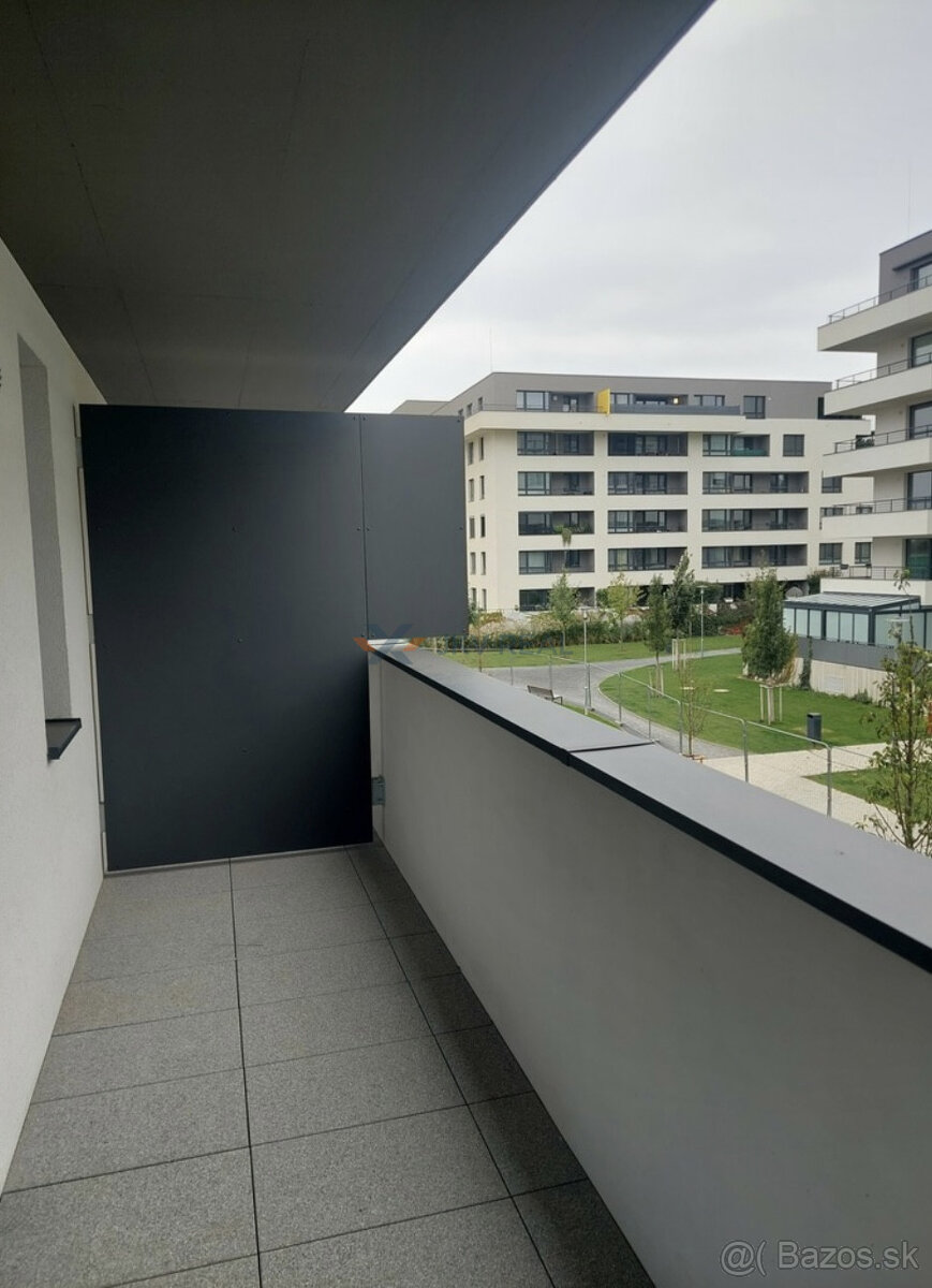 Moderný 1,5-izbový byt s loggiou a garážovým státím – Trnava